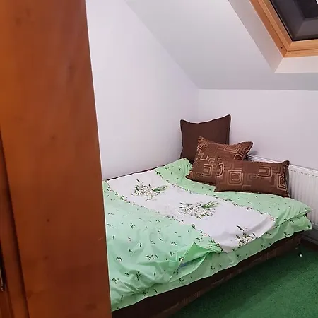 Welcome To The Dream House *